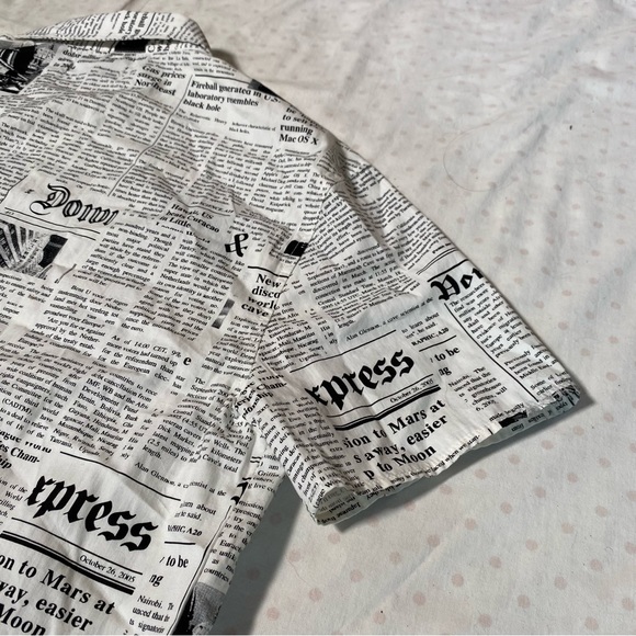 ELMWOOD NEWSPAPER PRINT MATCHING SET - Picture 9 of 14